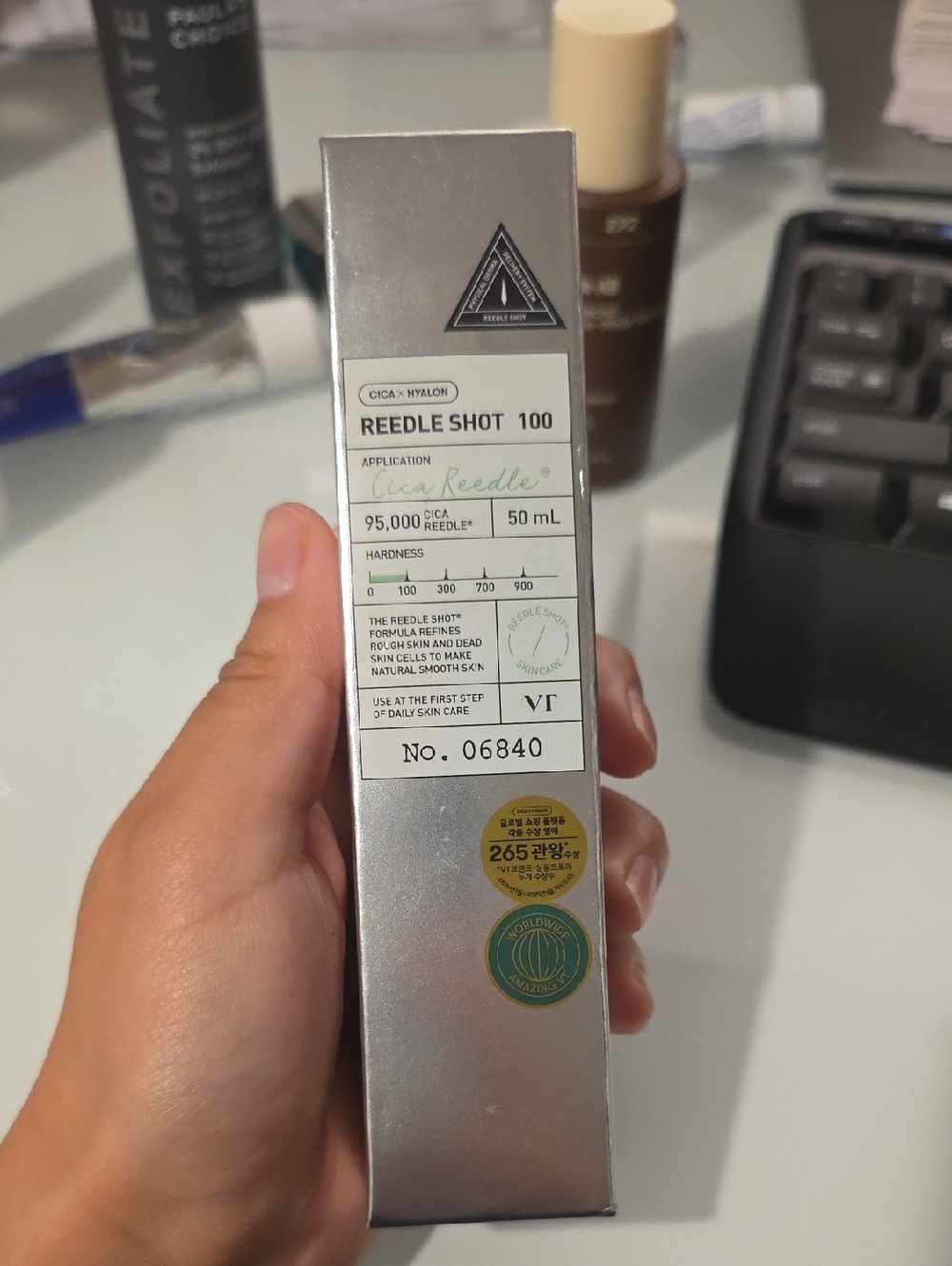 Reedle Shot 100 Serum by VT - Silver Box